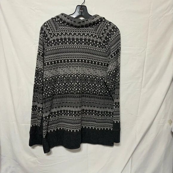 T by Talbots grey, black, and white Fair Isle print longline cowl neck sweater - Picture 5 of 10